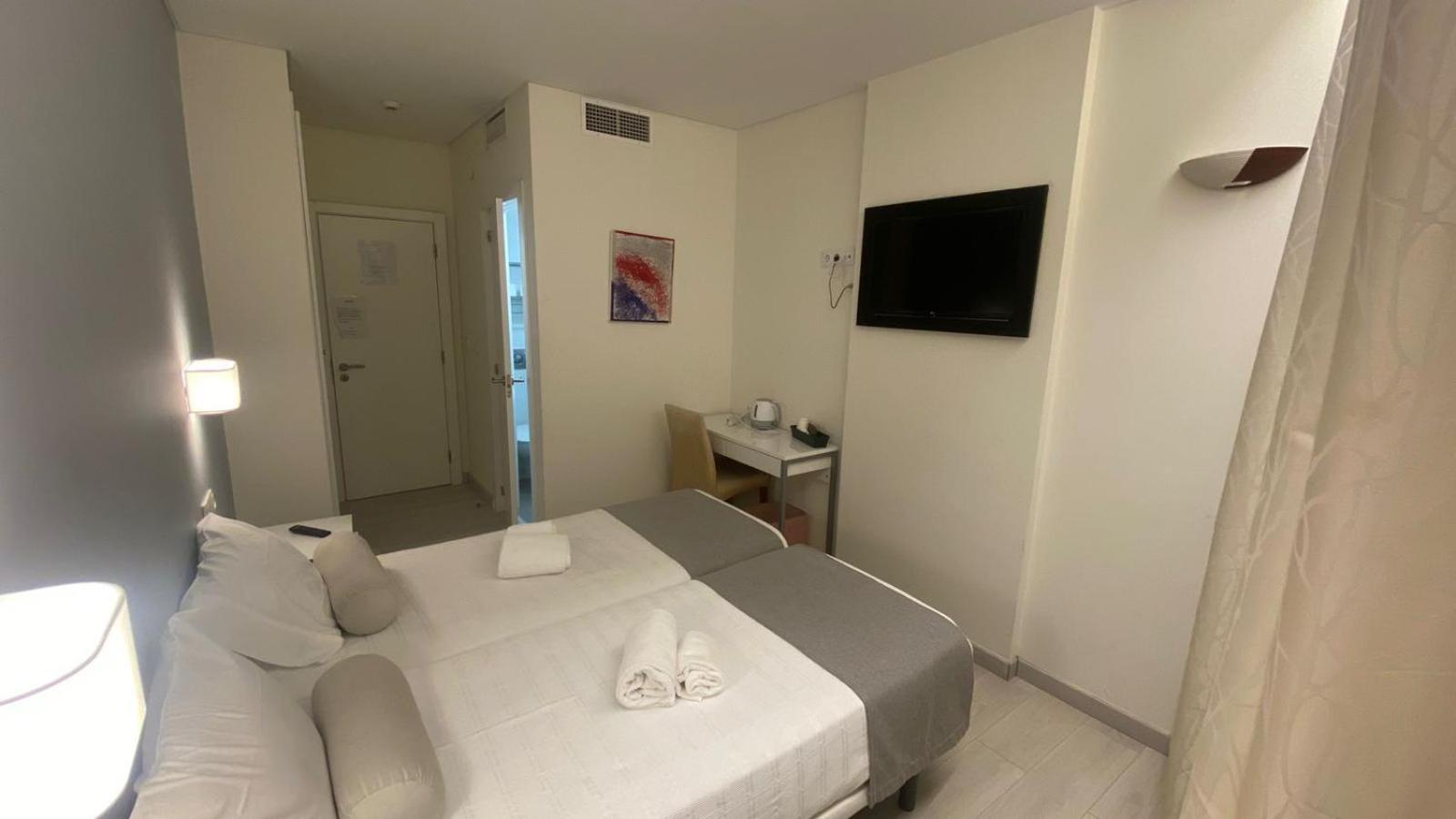 Apartamentos Turisticos Queluz Dış mekan fotoğraf