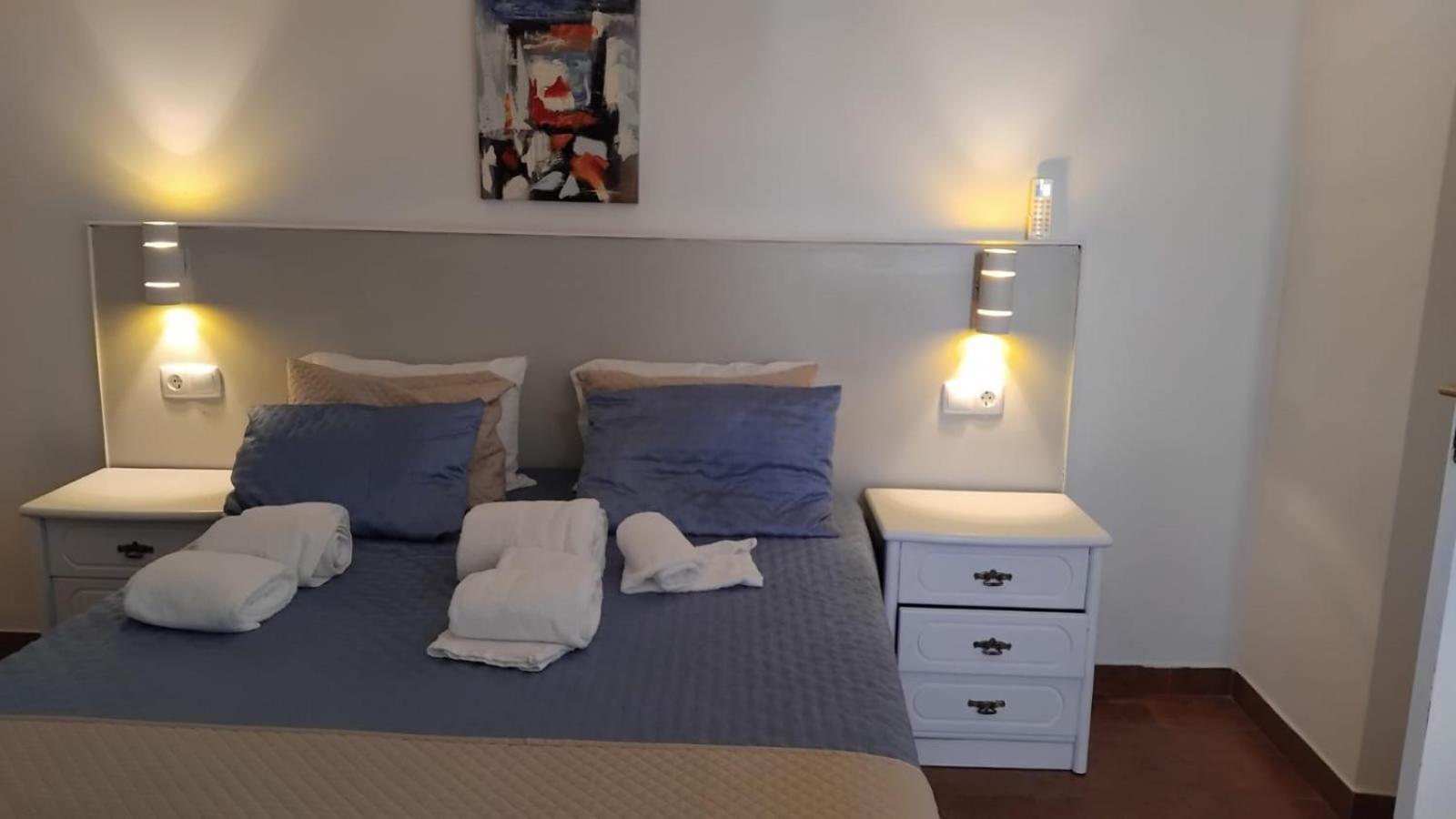 Apartamentos Turisticos Queluz Dış mekan fotoğraf